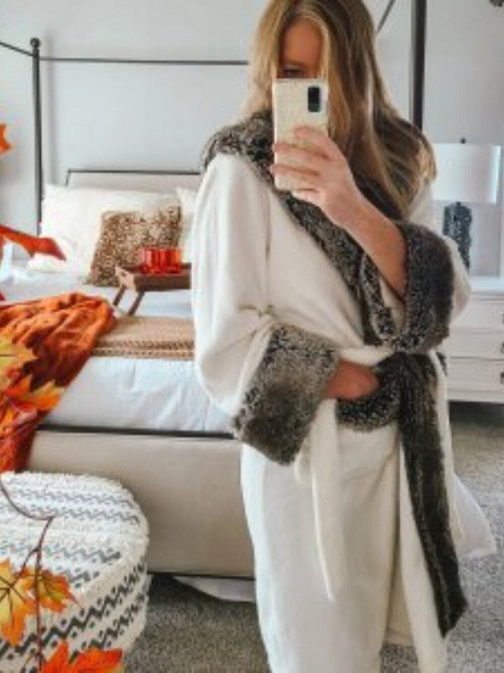 Pottery Barn Faux Fur Ombre Robe Women's S Hooded Plush Trim Lounge Housecoat